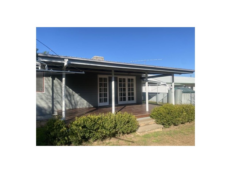 210 Johnston Street, Tamworth NSW 2340