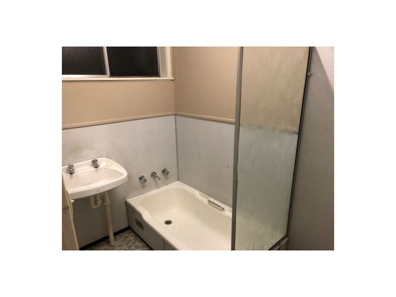 2/2 John Street, Tamworth NSW 2340