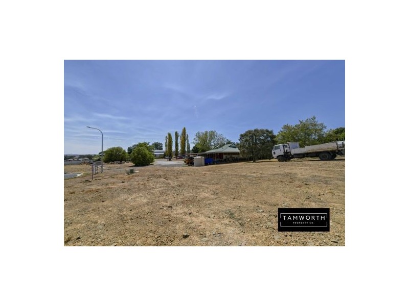 15 Manilla Road, Tamworth NSW 2340