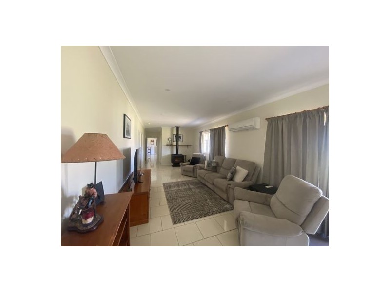 73 Porcupine Lane, Tamworth NSW 2340