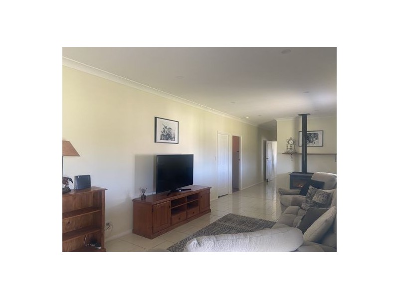 73 Porcupine Lane, Tamworth NSW 2340