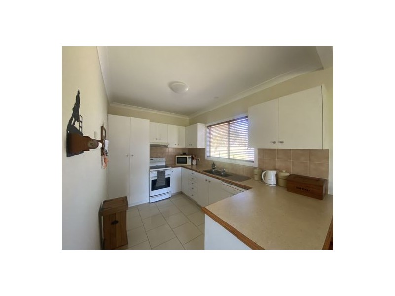 73 Porcupine Lane, Tamworth NSW 2340