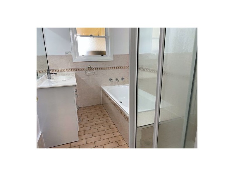 105 Johnston Street, Tamworth NSW 2340