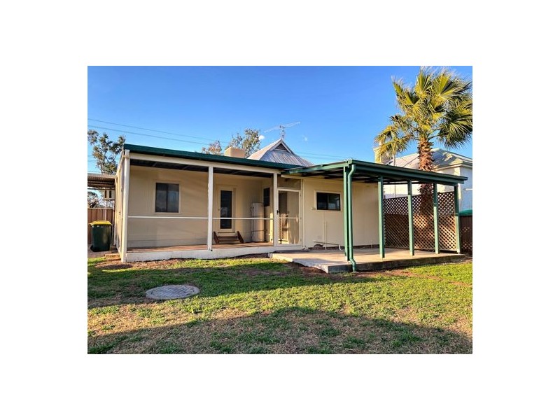 105 Johnston Street, Tamworth NSW 2340