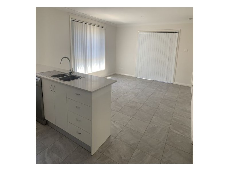 20B Mulconda Close, Tamworth NSW 2340