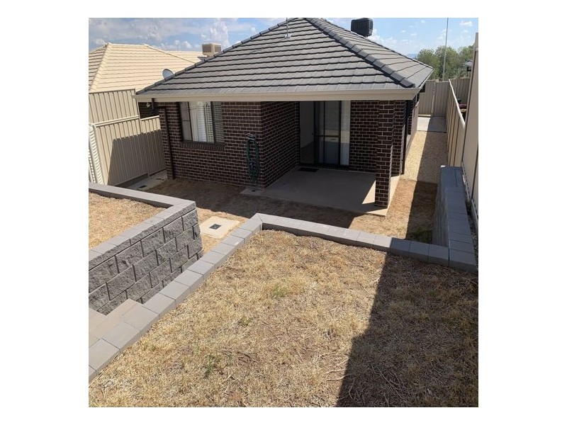 20B Mulconda Close, Tamworth NSW 2340