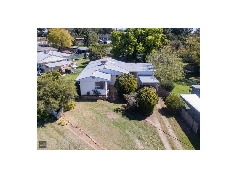 34 Erwin Street, Tamworth NSW 2340