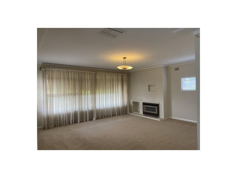 4 Dumaresq Street, Tamworth NSW 2340