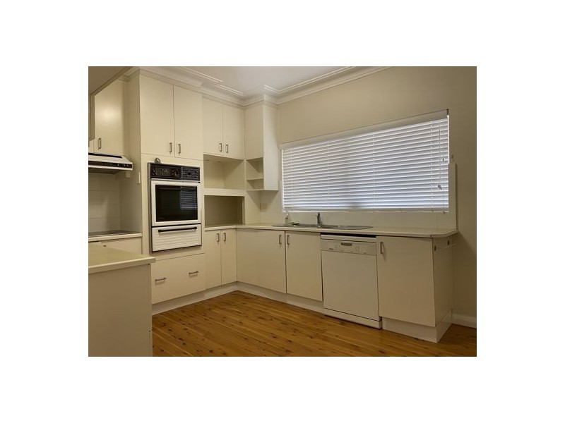 4 Dumaresq Street, Tamworth NSW 2340