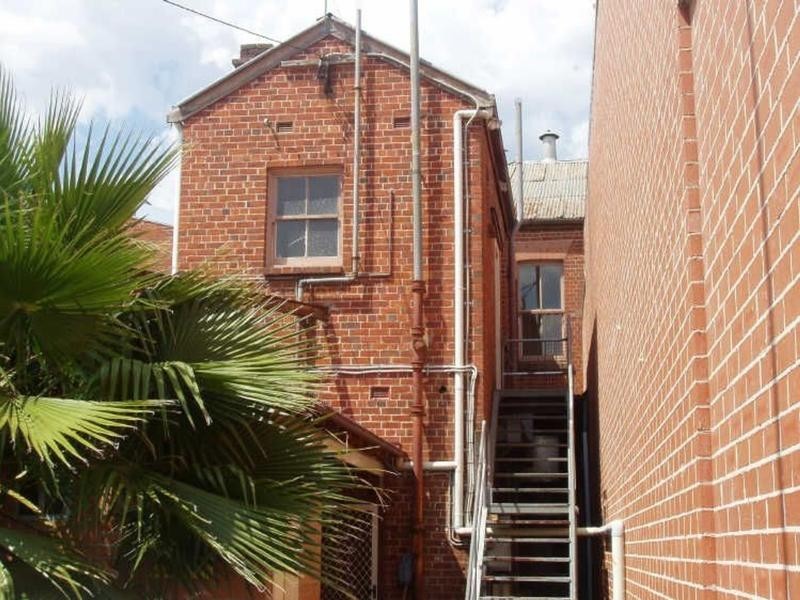 301 Peel Street, Tamworth NSW 2340