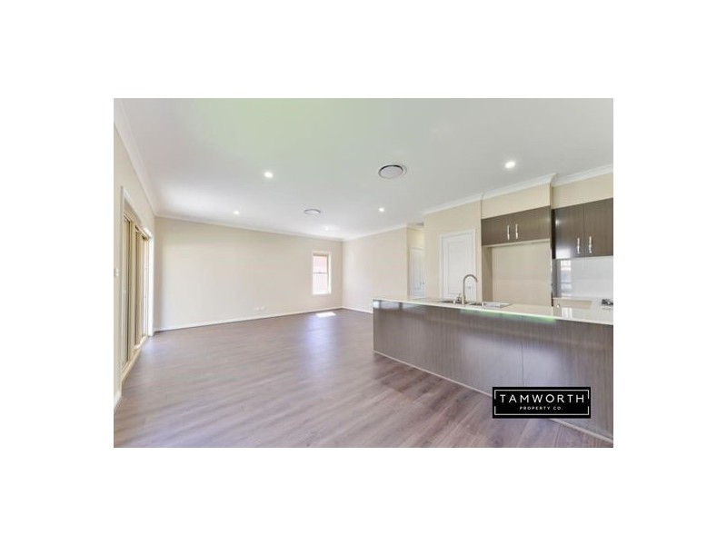 3/3 Ventnor Drive, Tamworth NSW 2340