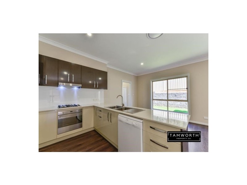 3/3 Ventnor Drive, Tamworth NSW 2340