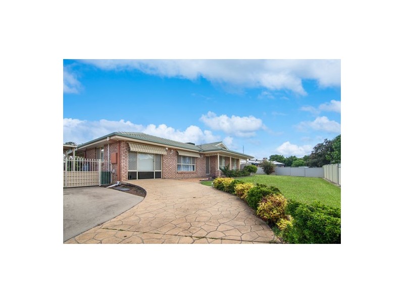 36 Cobb & Co Circuit, Tamworth NSW 2340