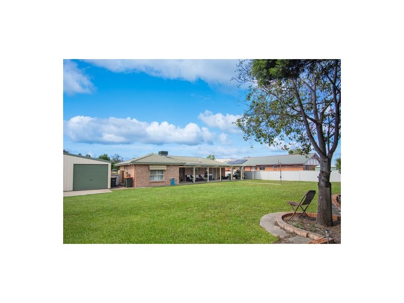 36 Cobb & Co Circuit, Tamworth NSW 2340