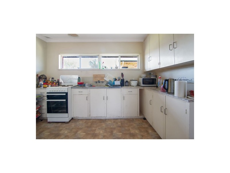 8/9-13 Diane Street, Tamworth NSW 2340