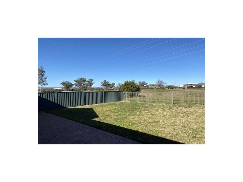 88A The Heights Close, Tamworth NSW 2340