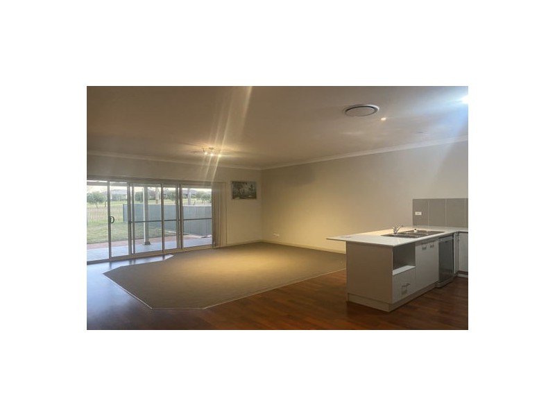 88A The Heights Close, Tamworth NSW 2340