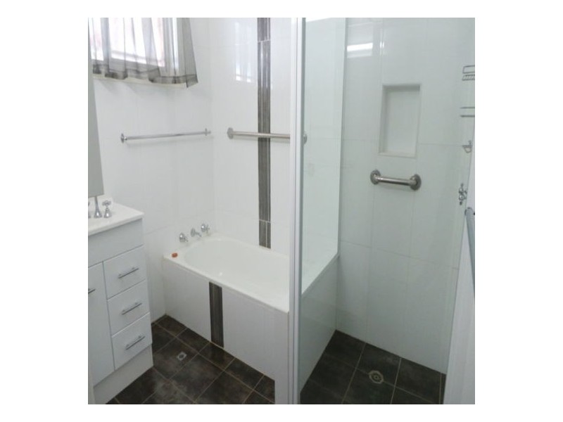 32 McRae Street, Tamworth NSW 2340