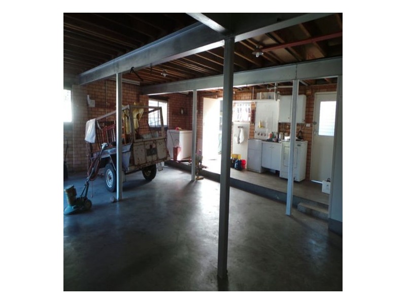 32 McRae Street, Tamworth NSW 2340