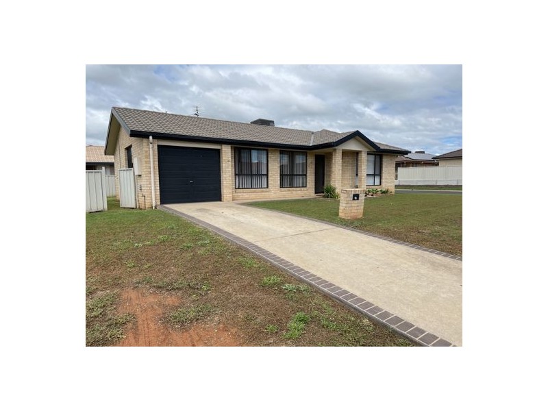 26 Banks Street, Westdale NSW 2340