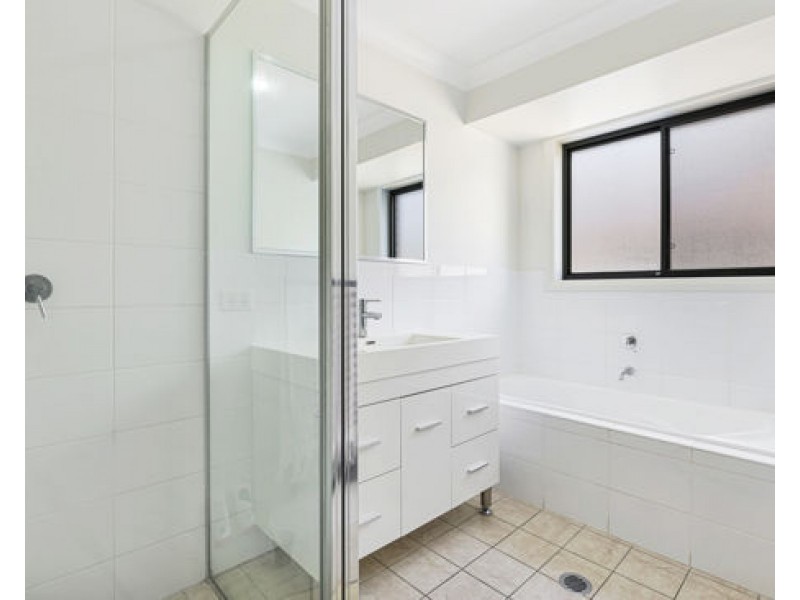 14 Water Gum Close, Tamworth NSW 2340