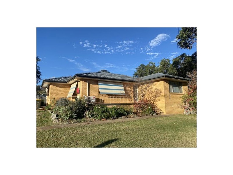 366 Armidale Road, Tamworth NSW 2340