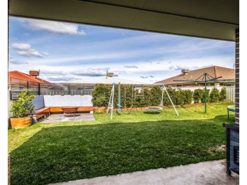 7 Darien Avenue, Tamworth NSW 2340