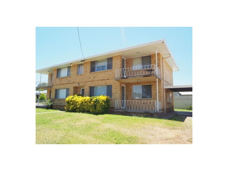 2/1 Oxley Street, Tamworth NSW 2340