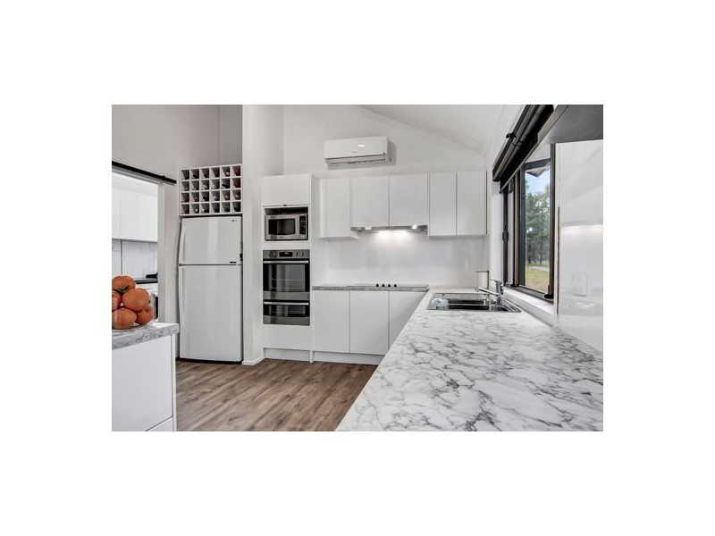 27 Austral Road, Tamworth NSW 2340