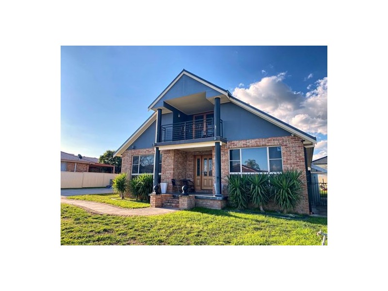 12 The Retreat, Tamworth NSW 2340