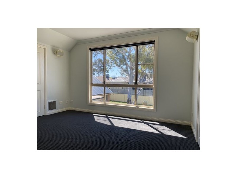 12 The Retreat, Tamworth NSW 2340