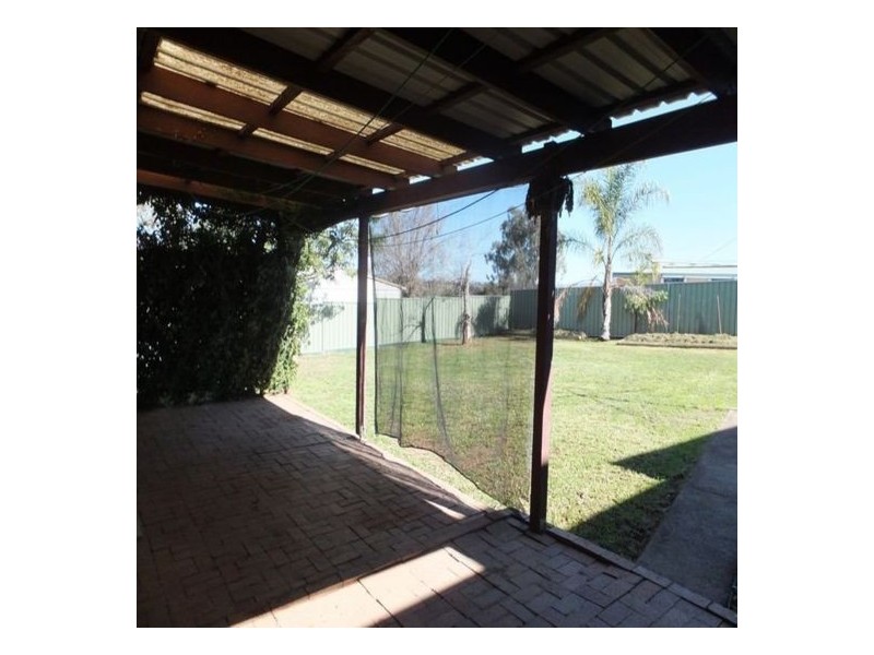 39 Boronia Drive, Tamworth NSW 2340