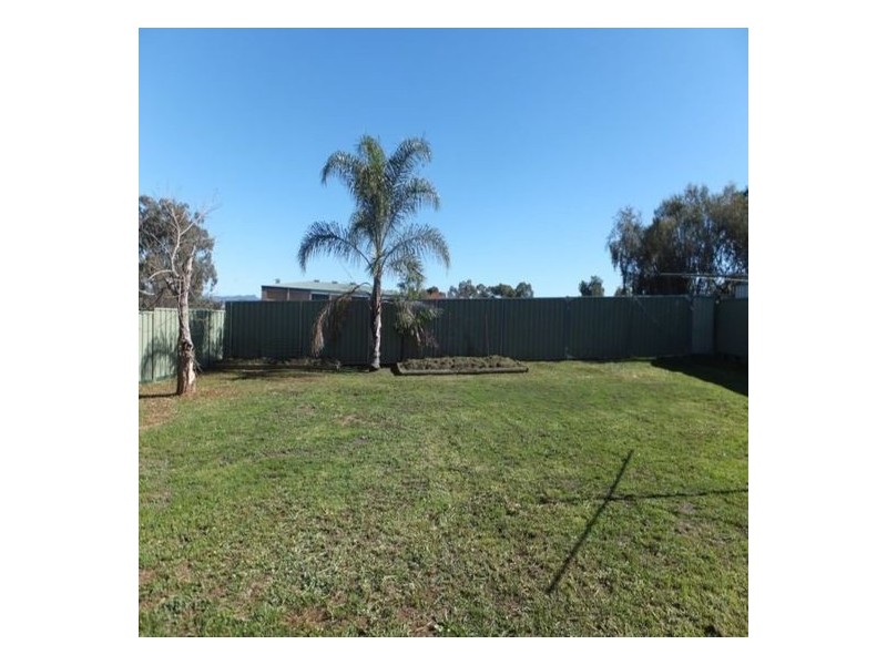 39 Boronia Drive, Tamworth NSW 2340