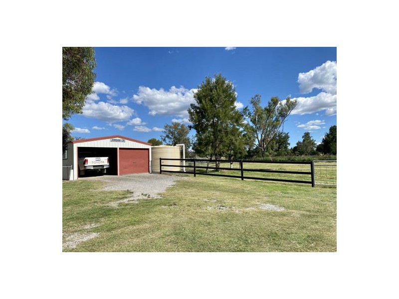 54 Davidsons Lane, Tamworth NSW 2340