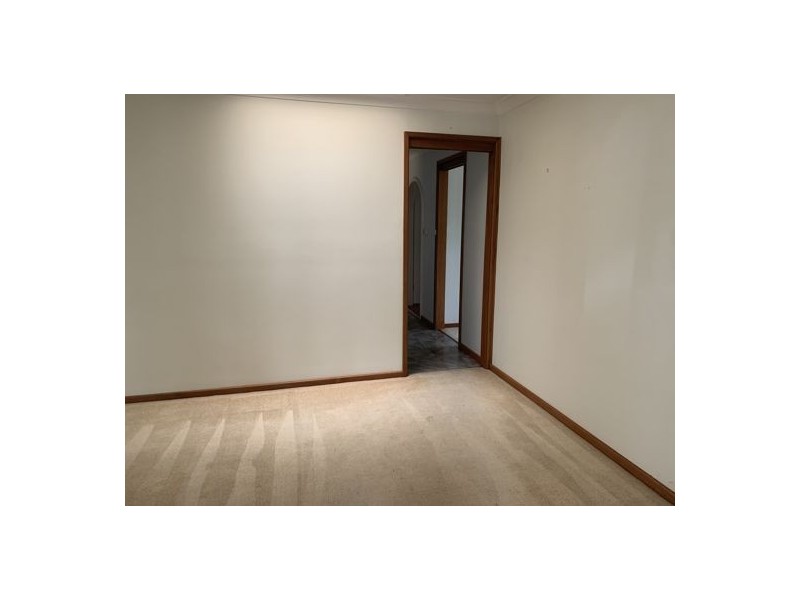 8 Eucalypt Av, Tamworth NSW 2340