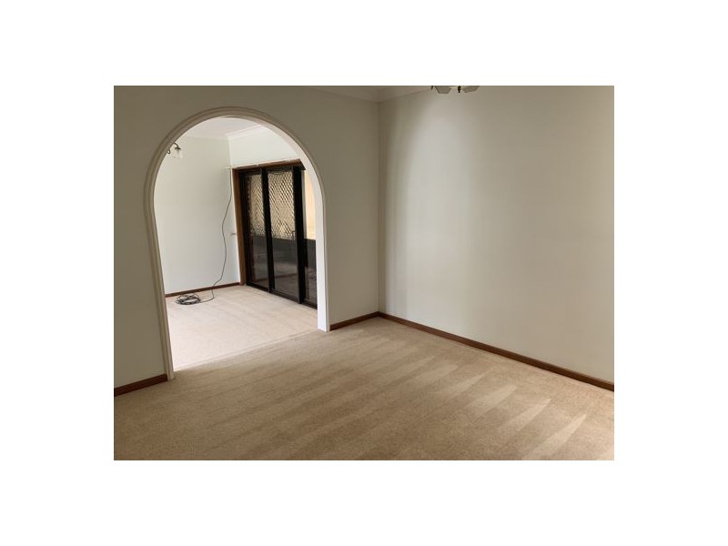 8 Eucalypt Av, Tamworth NSW 2340