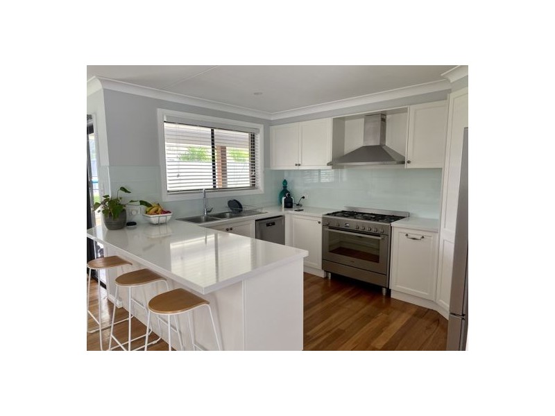 14 Illawara Place, Tamworth NSW 2340