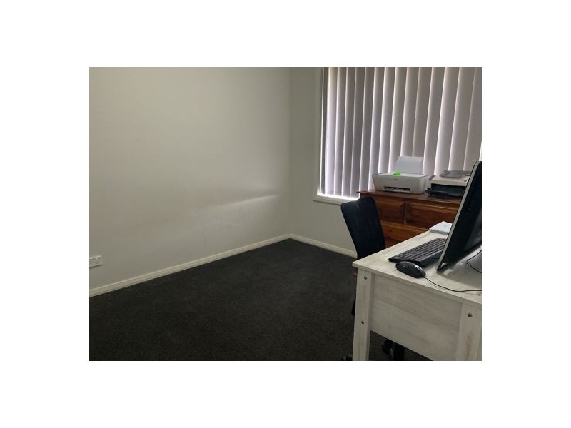 16 Wagtail Close, Tamworth NSW 2340