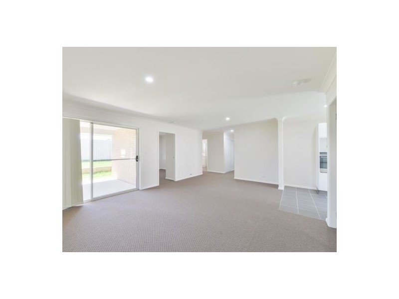 2A Reginald Drive, Tamworth NSW 2340