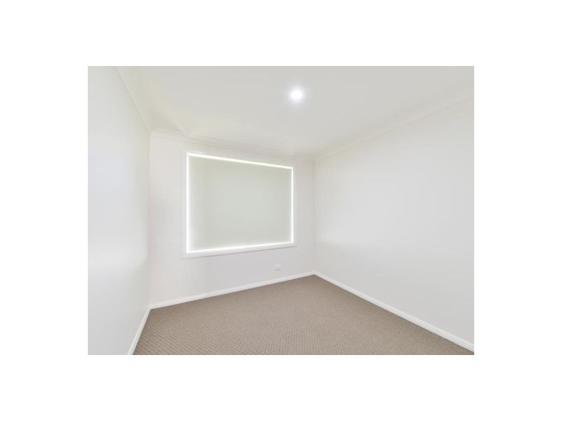 2A Reginald Drive, Tamworth NSW 2340