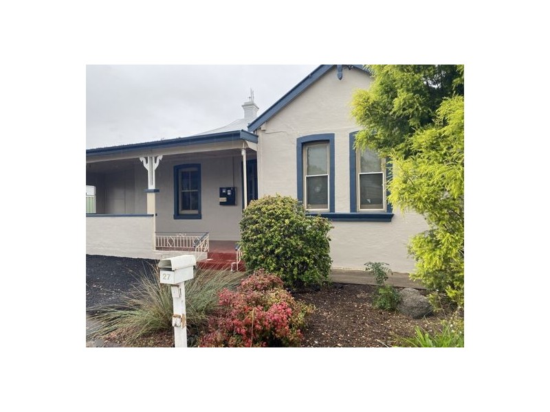 27 Hercules Street, Tamworth NSW 2340