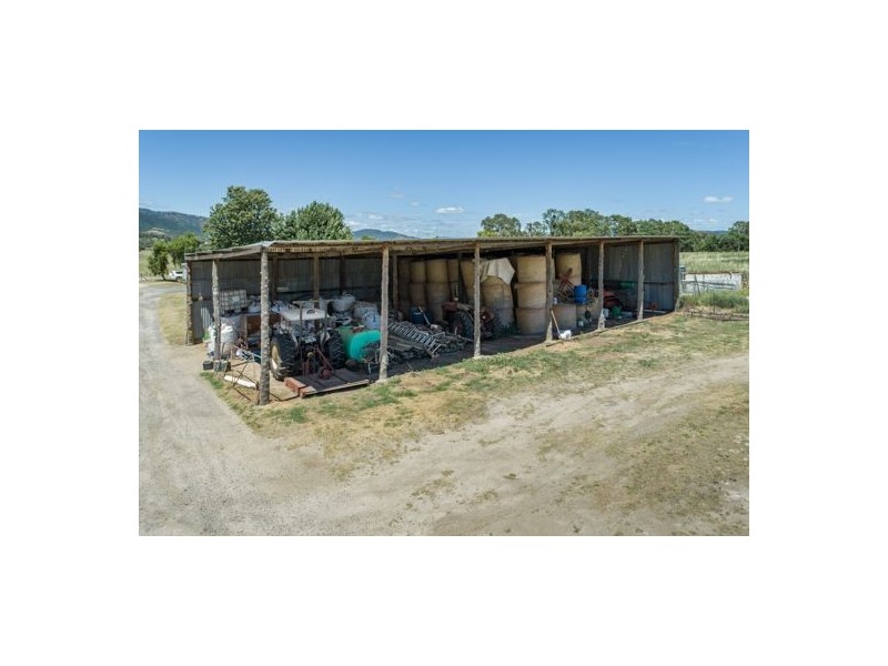 53 Back-Limbri Road, Kootingal NSW 2352