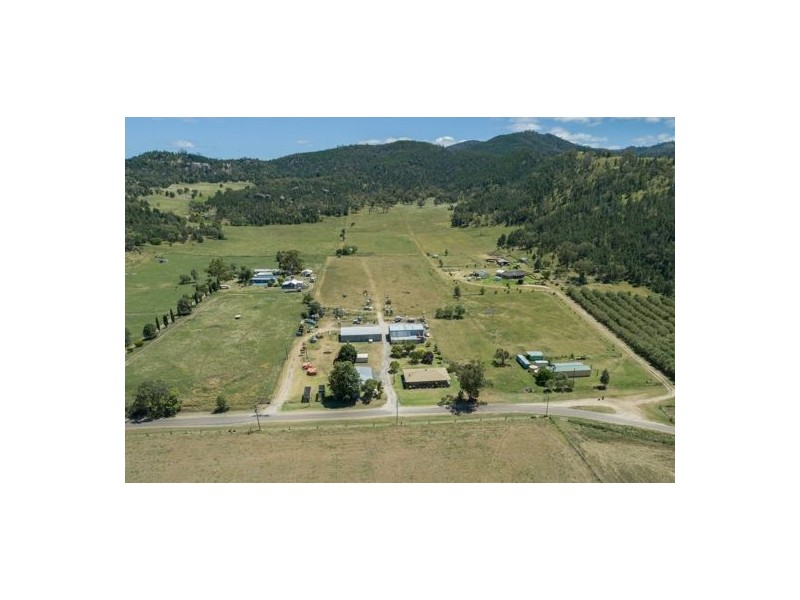 53 Back-Limbri Road, Kootingal NSW 2352