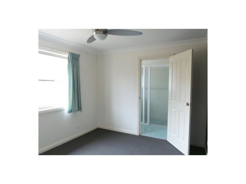 12a The Retreat, Tamworth NSW 2340