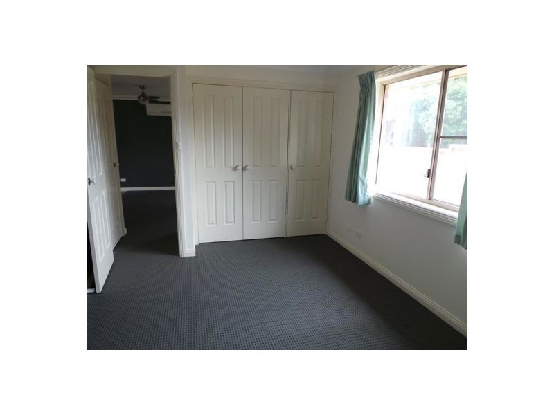 12a The Retreat, Tamworth NSW 2340