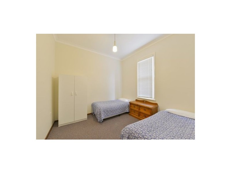 2/84 Fitzroy Street, Tamworth NSW 2340