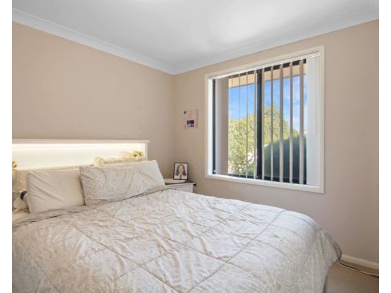 18 Falcon Drive, Tamworth NSW 2340