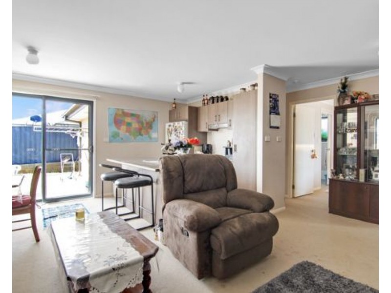 18 Falcon Drive, Tamworth NSW 2340