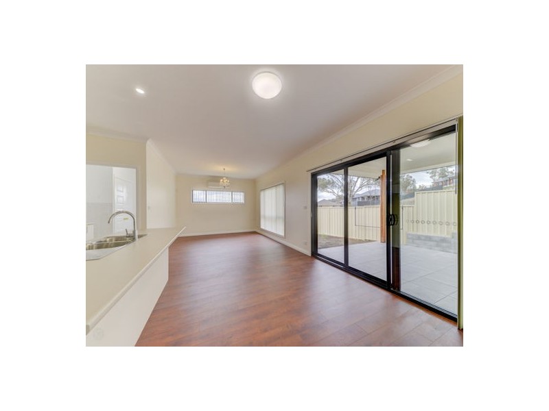 2/9 Wollemi Close, Tamworth NSW 2340
