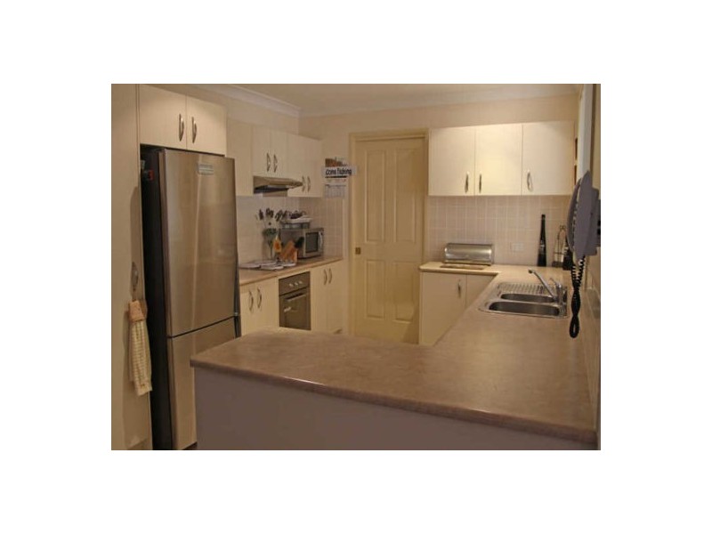 18 Warburton Drive, Tamworth NSW 2340